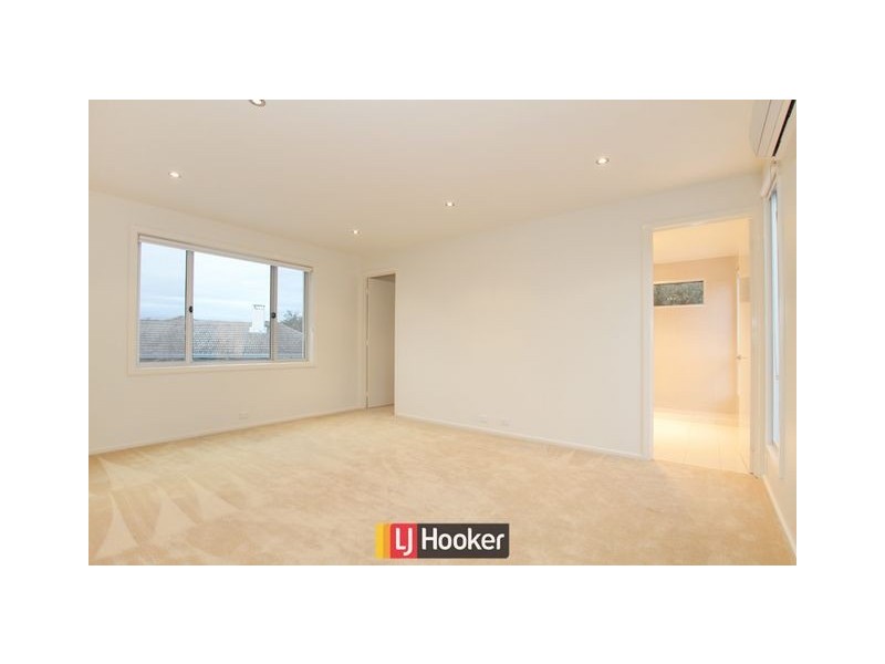 17 Rawson Street, Deakin ACT 2600