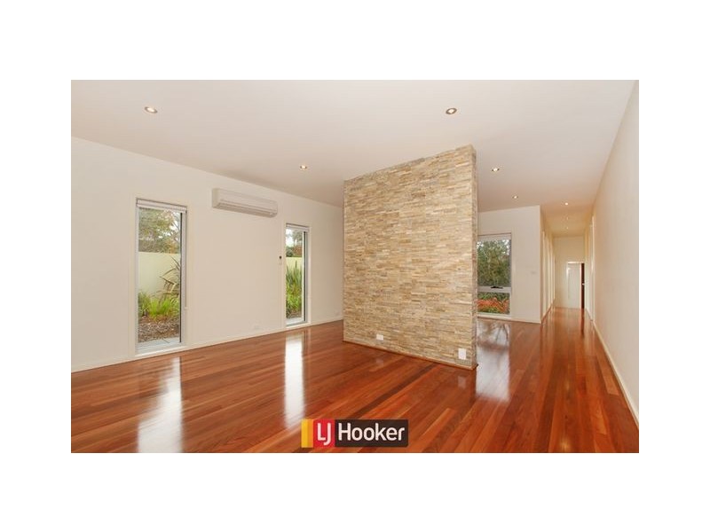 17 Rawson Street, Deakin ACT 2600
