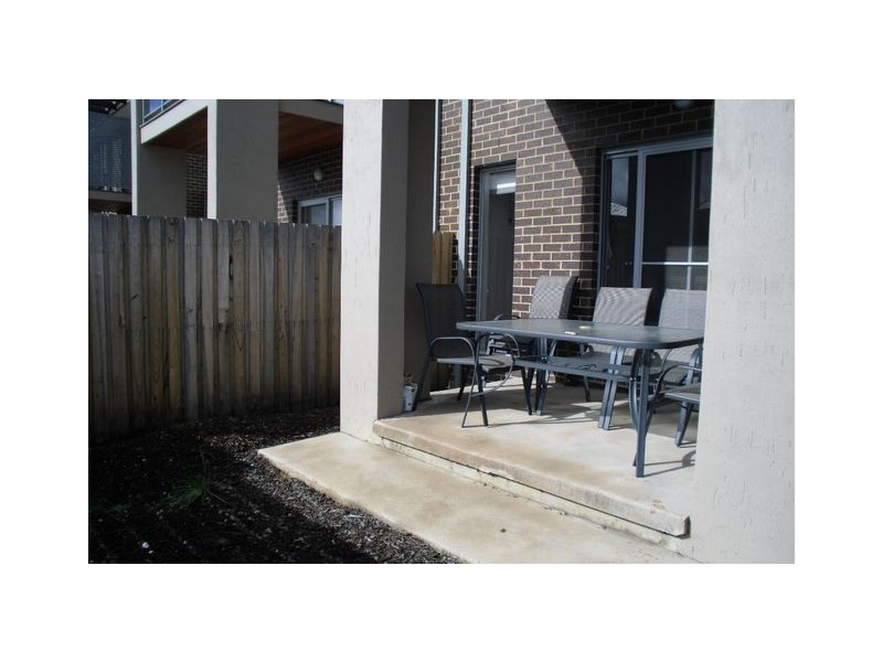 2/1 Jack Ryan Street, Forde ACT 2914