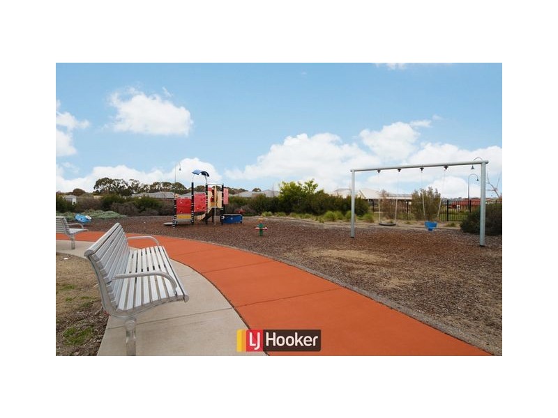 39 Bryan Hudson Street, Macgregor ACT 2615