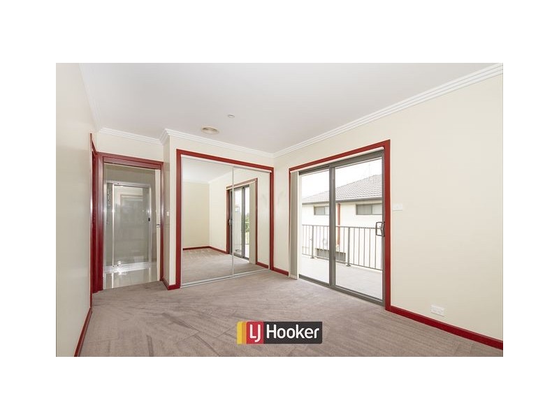 87b Sarre St, Gungahlin ACT 2912