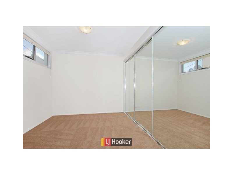 1/22 DeBurgh Street, Lyneham ACT 2602