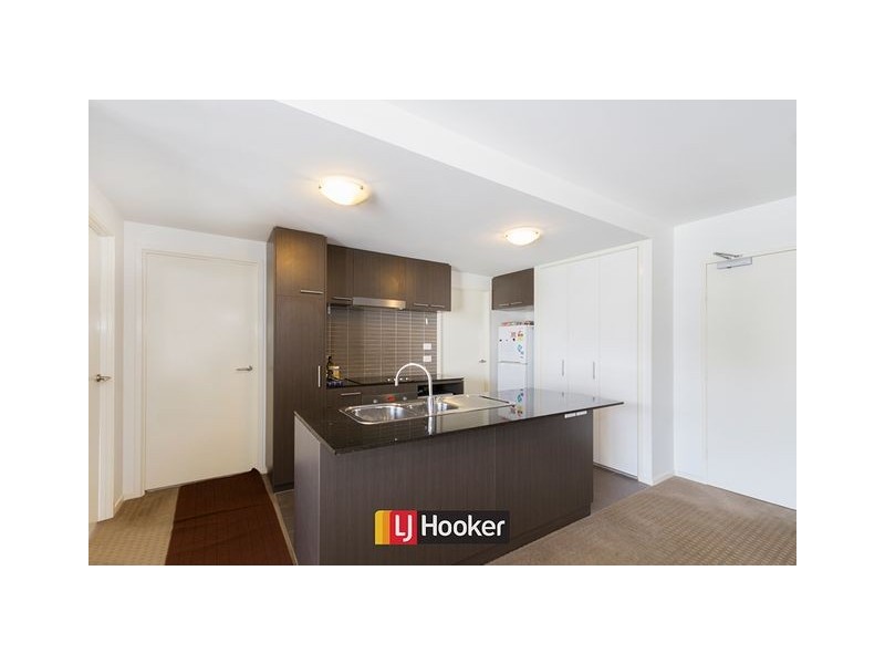 140/64 College Street, Belconnen ACT 2617