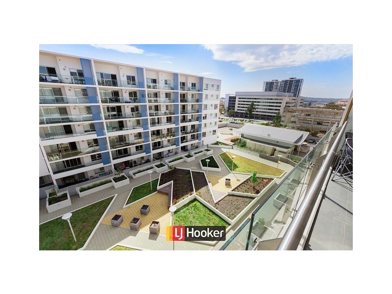 140/64 College Street, Belconnen ACT 2617