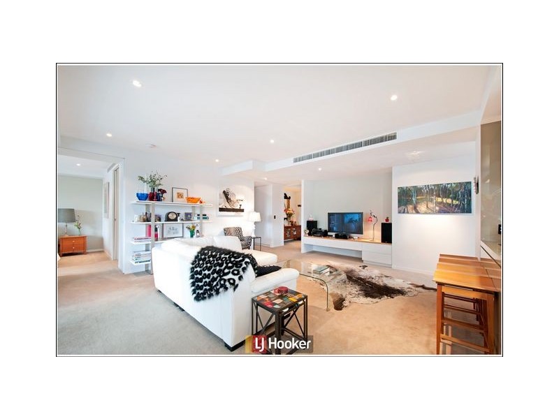 2 Grose Street, Deakin ACT 2600
