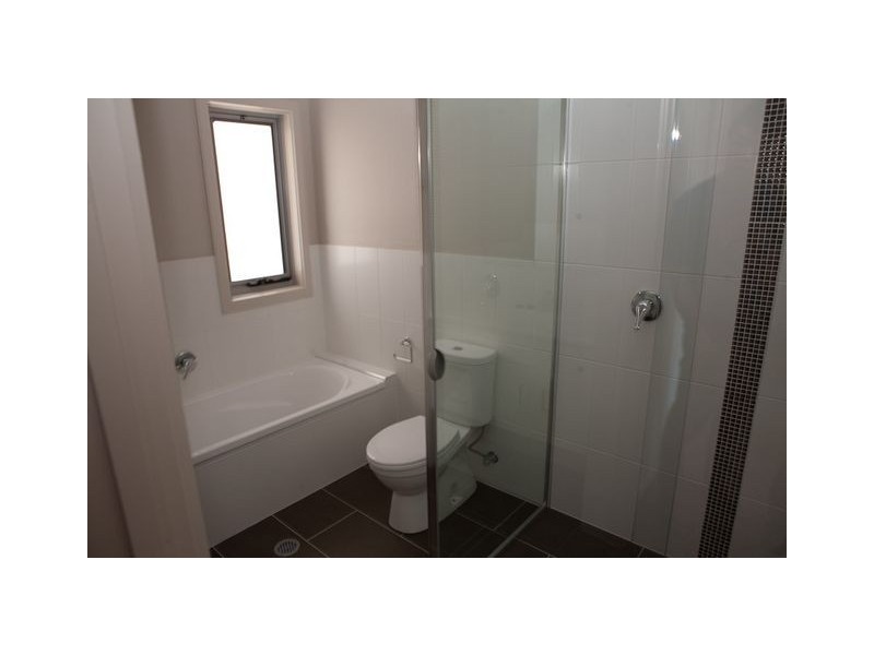 27 Galore Street, Crace ACT 2911