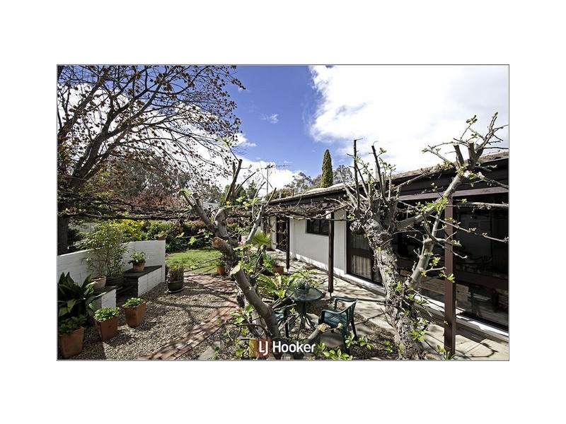 11 Coppin Place, Weetangera ACT 2614