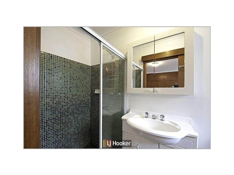 11 Coppin Place, Weetangera ACT 2614