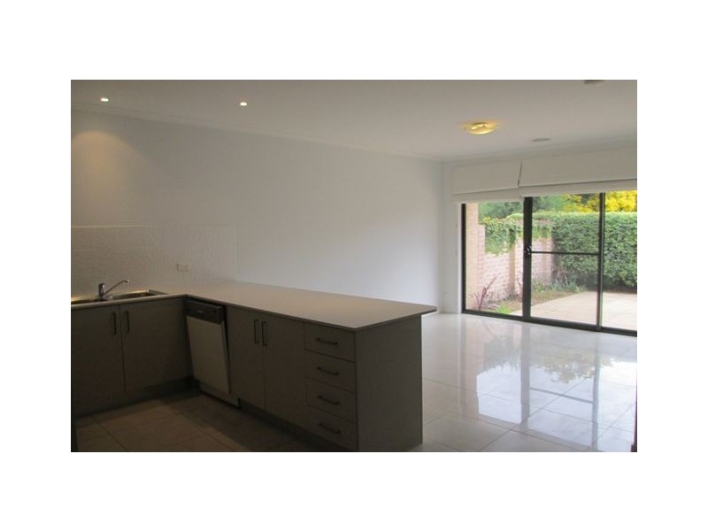 2/13 Coppin Place, Weetangera ACT 2614