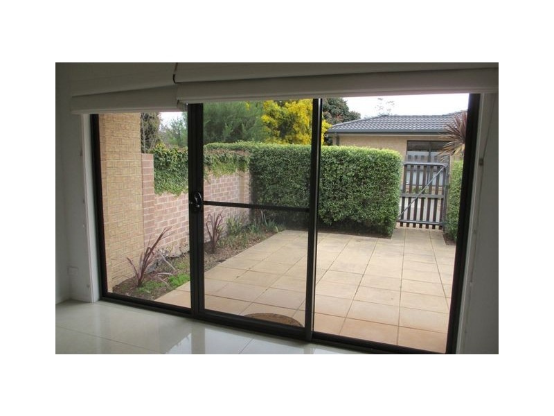 2/13 Coppin Place, Weetangera ACT 2614