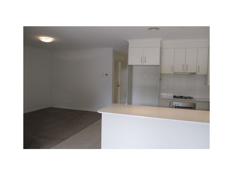 2/13 Coppin Place, Weetangera ACT 2614