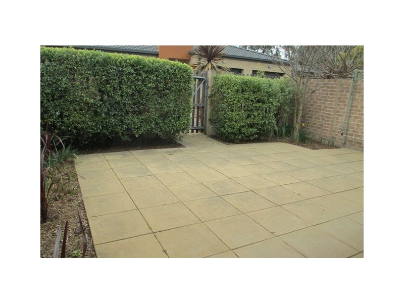 2/13 Coppin Place, Weetangera ACT 2614