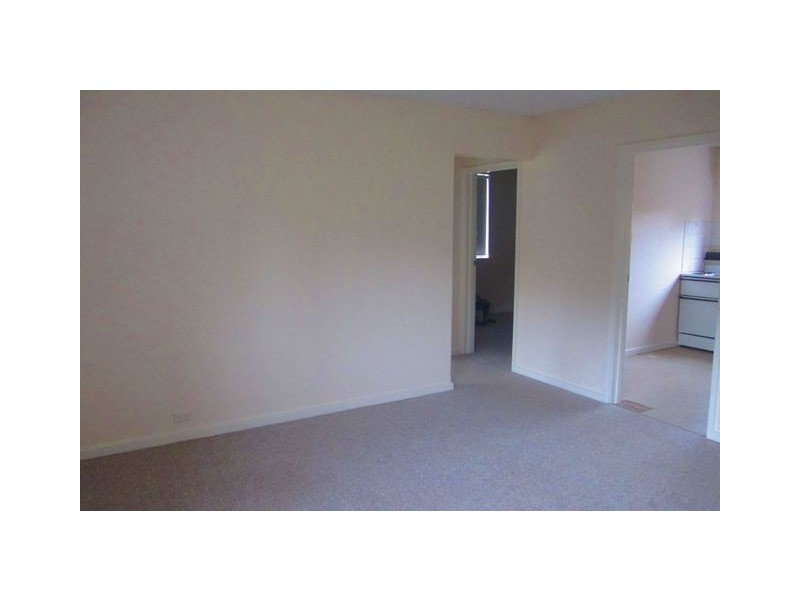 1/4 Walsh Place, Curtin ACT 2605