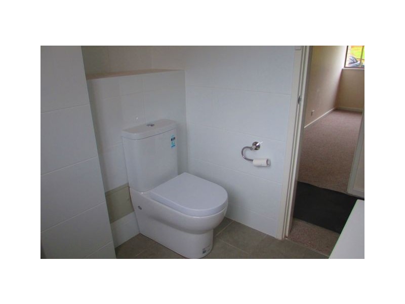 1/4 Walsh Place, Curtin ACT 2605