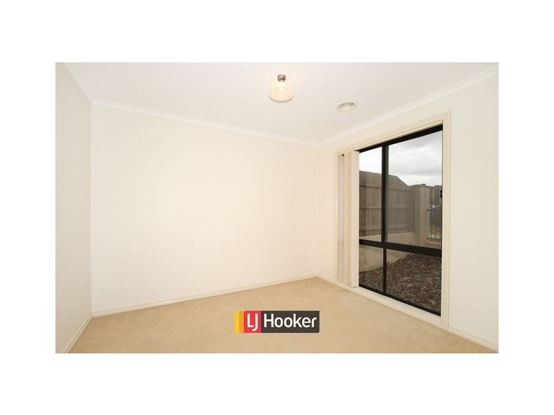 51 Mary Gillespie Avenue, Gungahlin ACT 2912