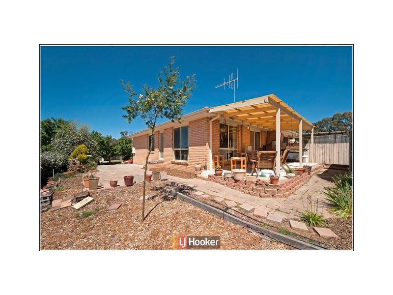 10 Loban Court, Ngunnawal ACT 2913