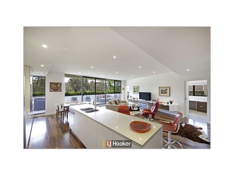 102/17 State Circle, Forrest ACT 2603