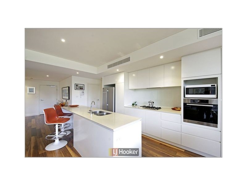 102/17 State Circle, Forrest ACT 2603