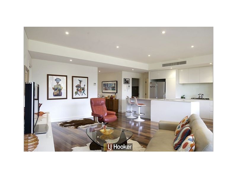 102/17 State Circle, Forrest ACT 2603