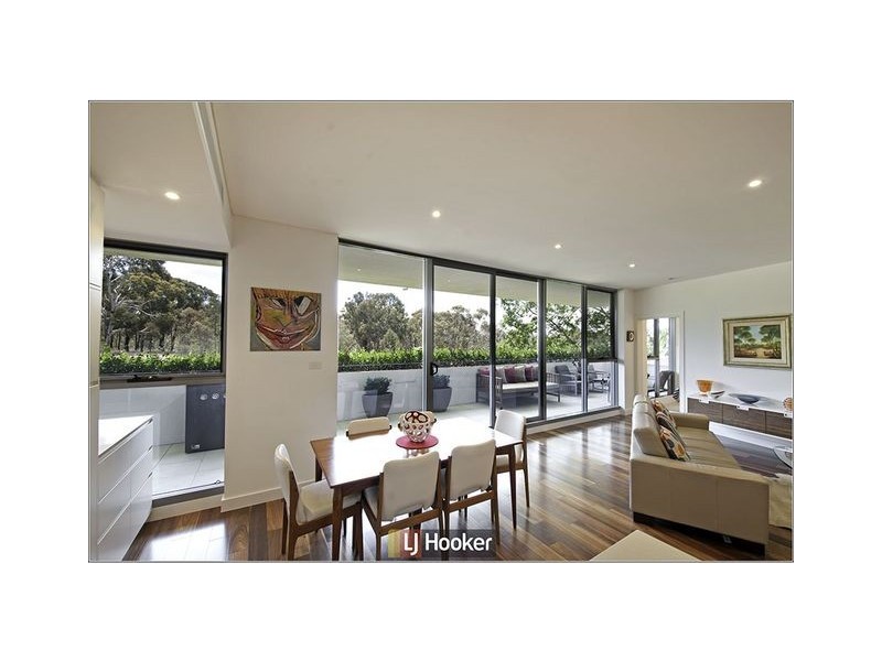 102/17 State Circle, Forrest ACT 2603