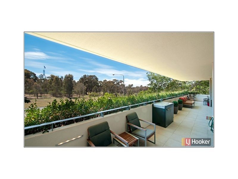 102/17 State Circle, Forrest ACT 2603