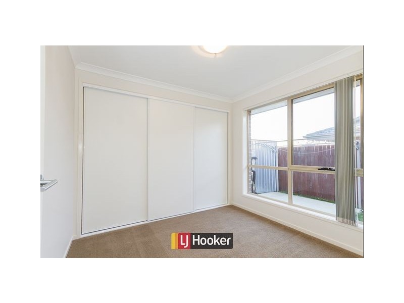 3 Jeff Snell Crescent, Dunlop ACT 2615