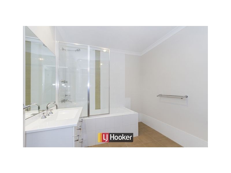 3 Jeff Snell Crescent, Dunlop ACT 2615