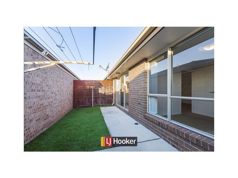 3 Jeff Snell Crescent, Dunlop ACT 2615