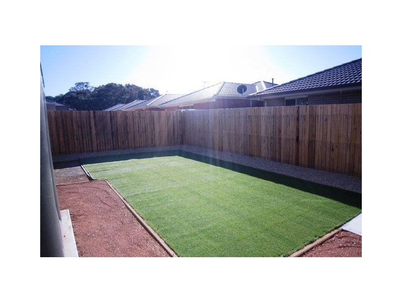 4 Dunk Street, Casey ACT 2913