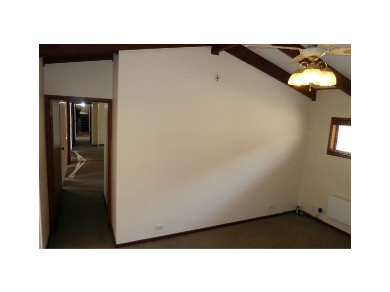 9 Alawa Street, Waramanga ACT 2611