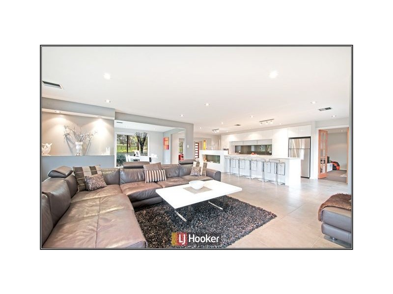 14 Eric Mawson Street, Harrison ACT 2914