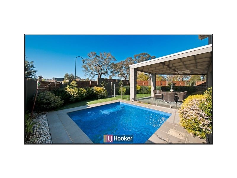 14 Eric Mawson Street, Harrison ACT 2914