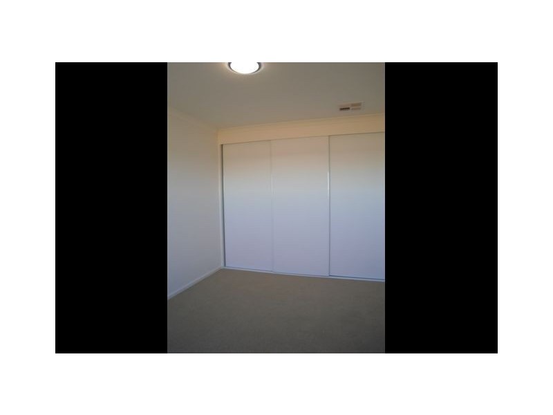 42 Serventy Street, Weston ACT 2611
