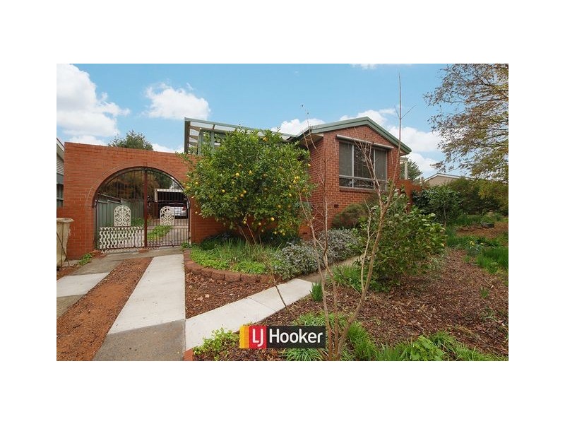 30 Hillebrand Street, Page ACT 2614