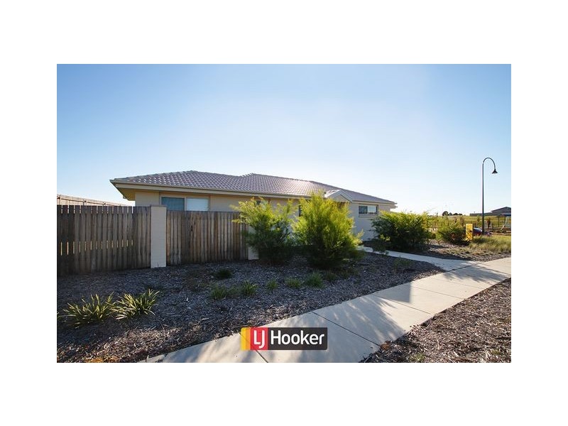 98 Refshauge Crescent, Macgregor ACT 2615