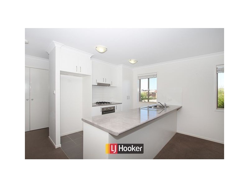 98 Refshauge Crescent, Macgregor ACT 2615