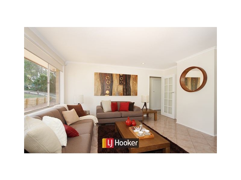 4 Ballow Crescent, Macgregor ACT 2615