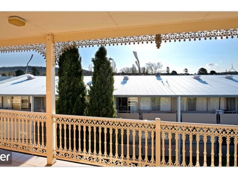 145/11 Giles Street, Griffith ACT 2603
