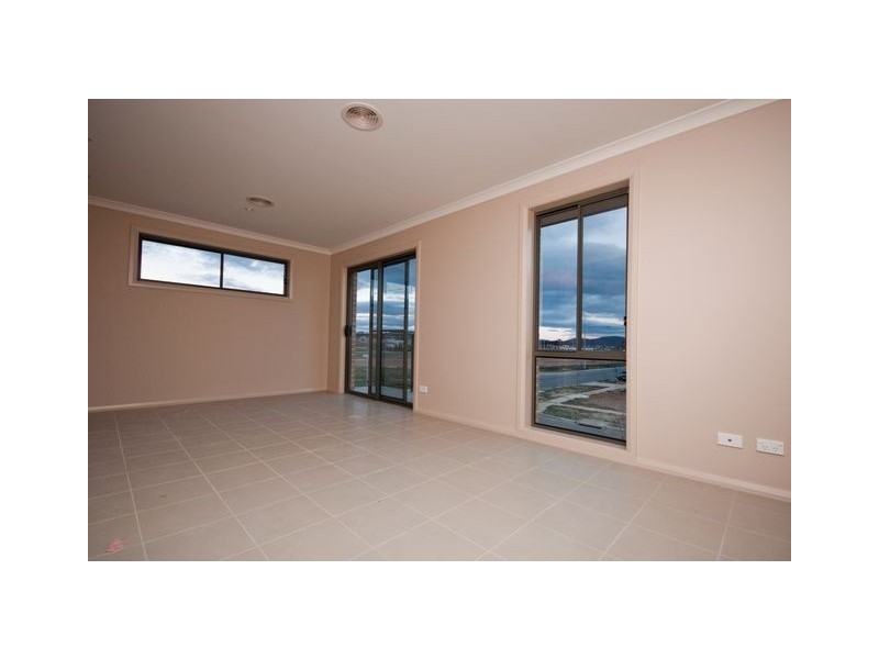47 Henry Kendall Street, Franklin ACT 2913