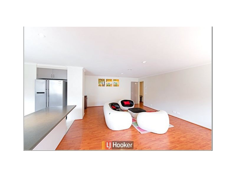 13 Jeannie Gunn Street, Franklin ACT 2913