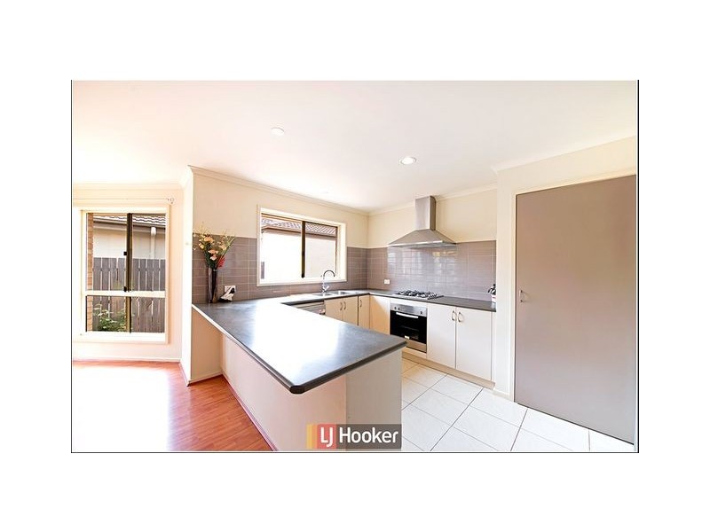 13 Jeannie Gunn Street, Franklin ACT 2913