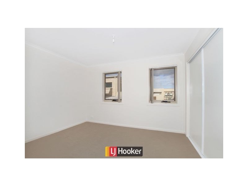 52/64 Kings Canyon, Harrison ACT 2914