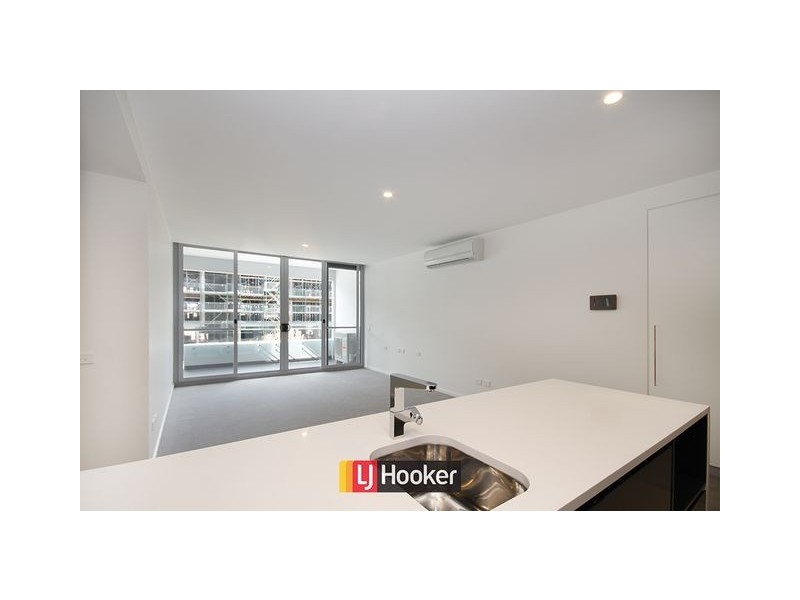 128/50 ‘Quayside’ Eastlake Parade, Kingston ACT 2604