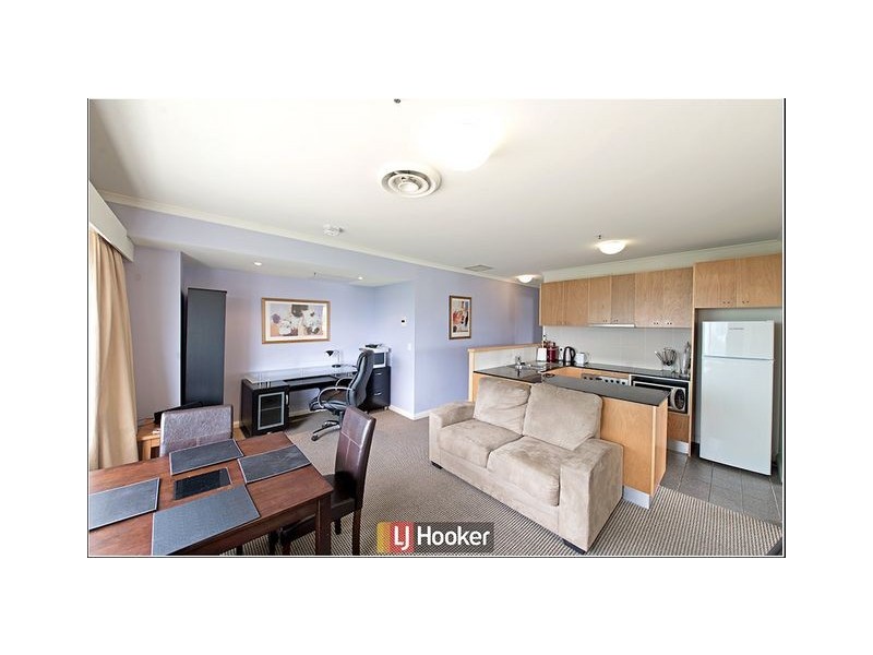 602/2 Akuna Street, City ACT 2601