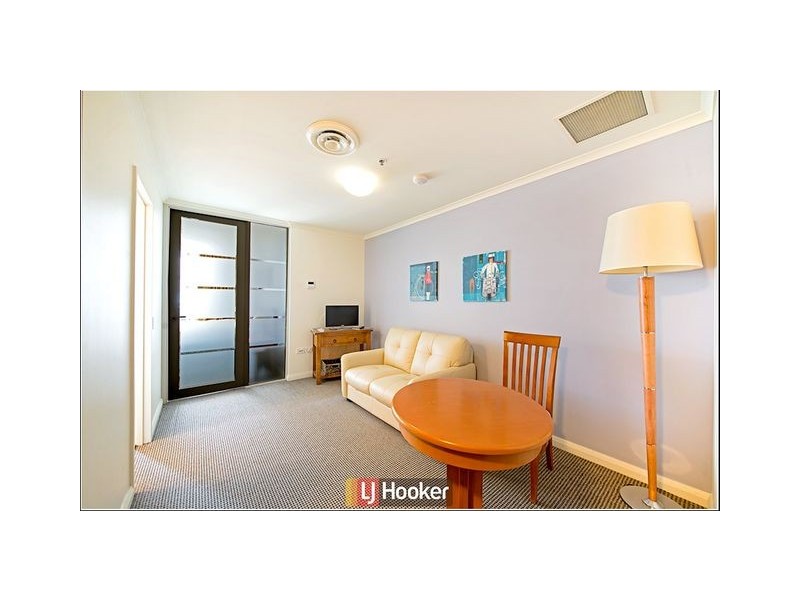 708/2 Akuna Street, City ACT 2601