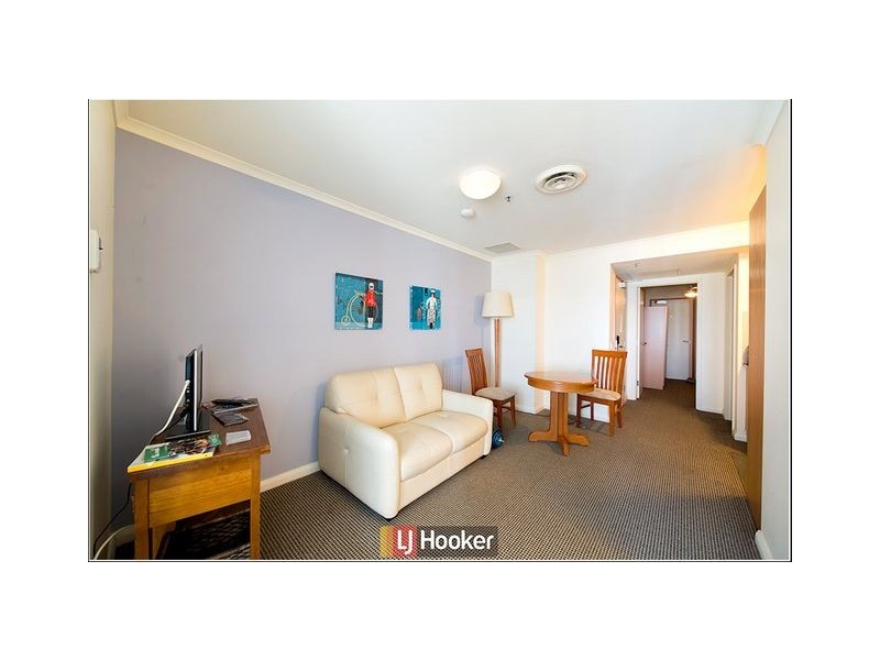 708/2 Akuna Street, City ACT 2601