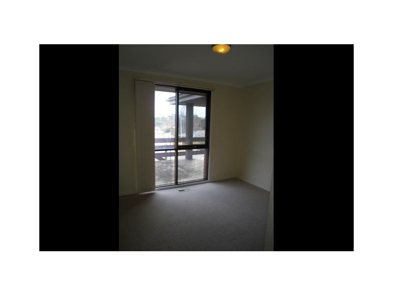 8 Fowles Street, Weston ACT 2611