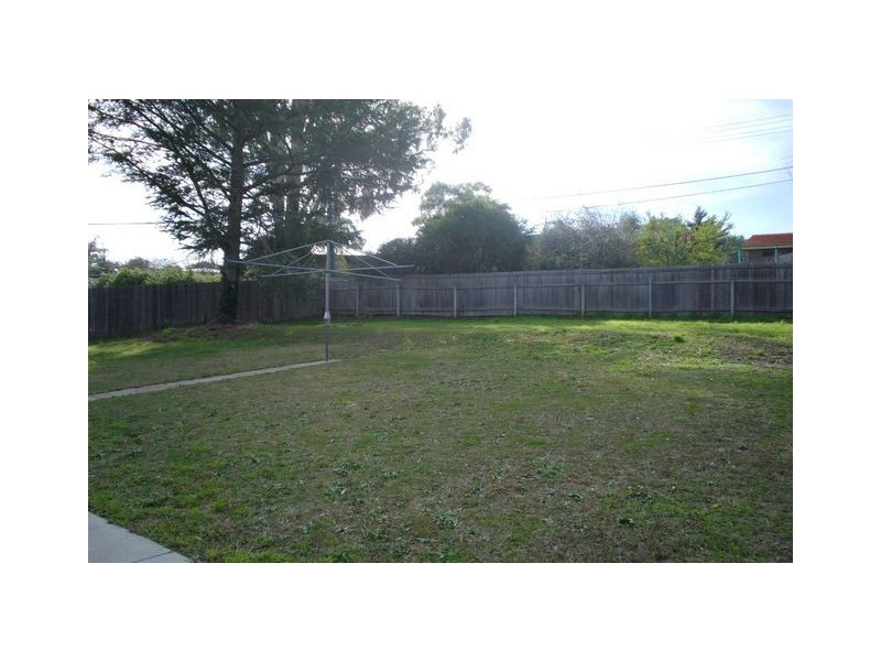 8 Fowles Street, Weston ACT 2611