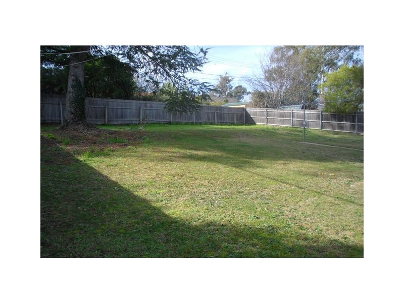 8 Fowles Street, Weston ACT 2611