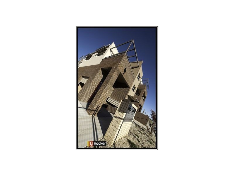 8/70 Kings Canyon Street, Harrison ACT 2914